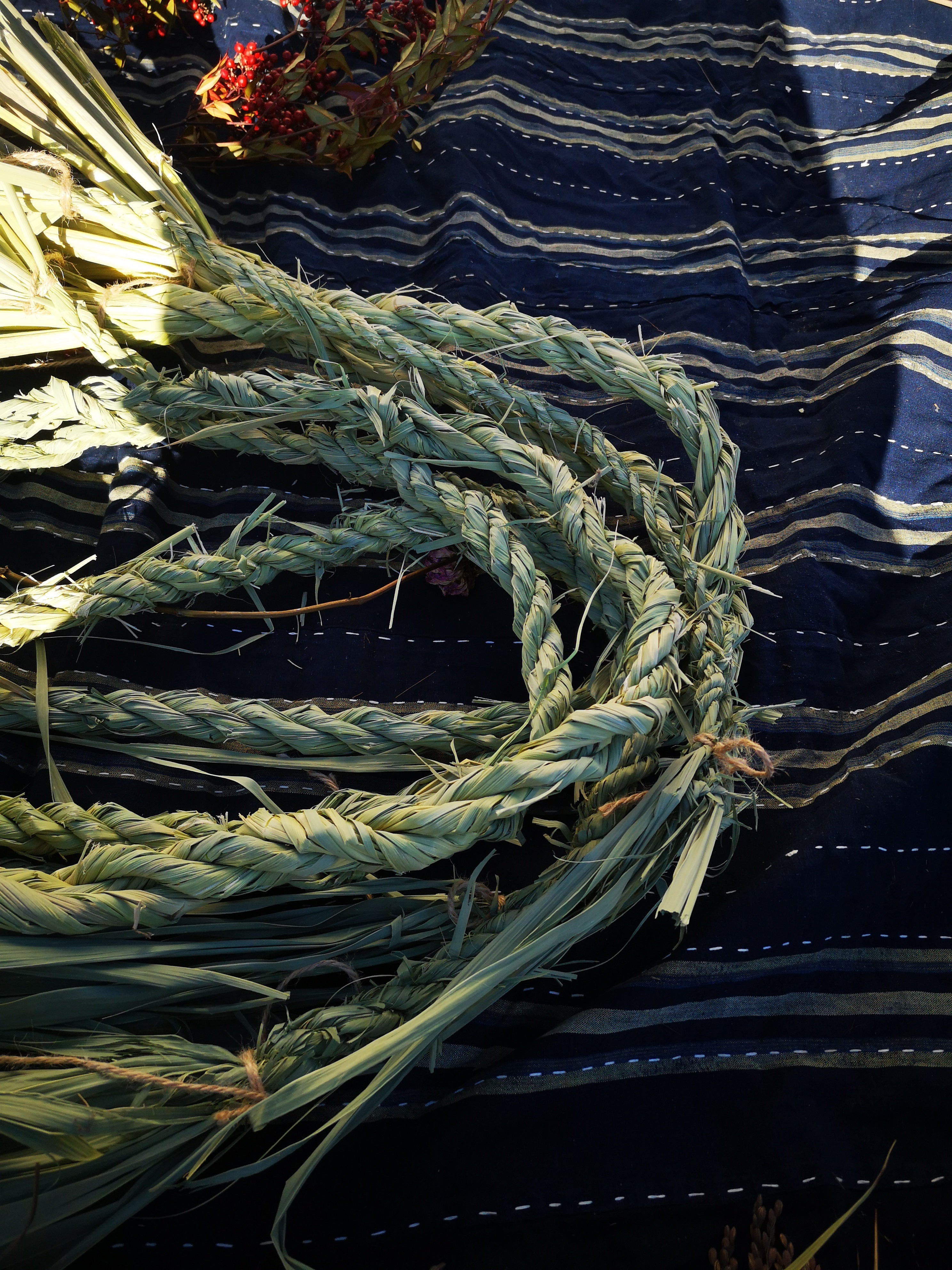 2026年ご予約受付中【お正月飾り】真菰（まこも）と古代米のしめ縄