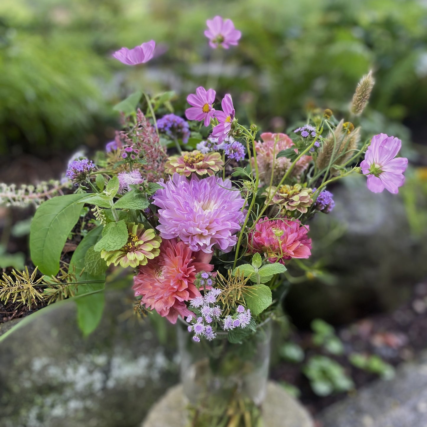 Seasonal Organic Garden Bouquet L